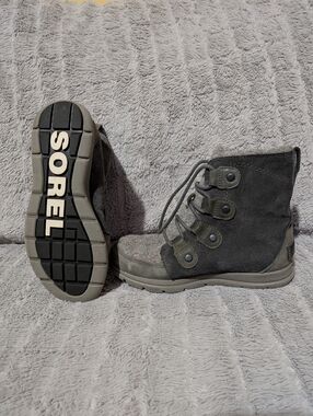 Sorel Women's Grey Suede Lace-Up Boots Size 6.5 Women's